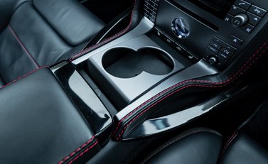 Aston Martin Vanquish S Ultimate 26