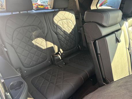 BMW X7 XDRIVE40I M SPORT MHEV 25