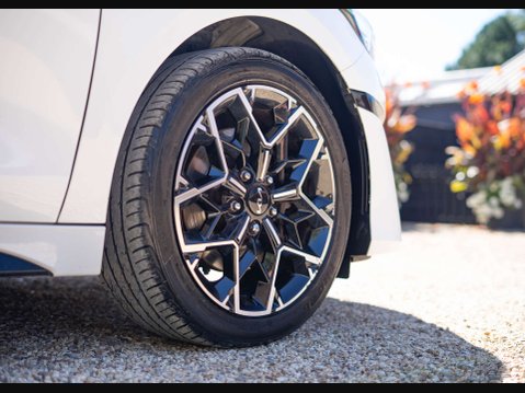 Kia Pro Ceed 1.5 Pro Ceed GT-Line ISG 5dr 38