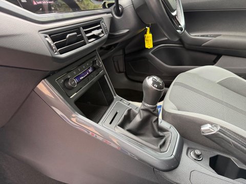 Volkswagen Polo 1.0 TSI SEL Euro 6 (s/s) 5dr 10