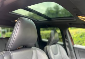 Volvo XC60 2.0 D4 R-DESIGN LUX NAV AUTO PAN ROOF 14