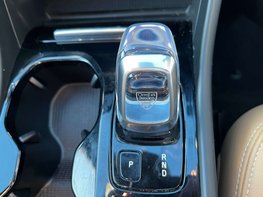 Volvo XC40 1.5 XC40 Inscription Pro T3 Auto 5dr 49