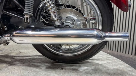 Triumph Bonneville 2012 ONLY 13K STUNNING EXAMPLE MOT WARRANTY 865CC 38