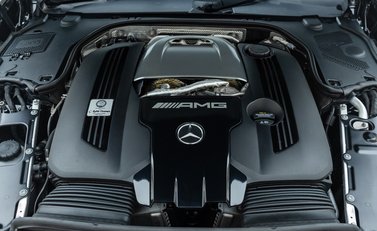 Mercedes-Benz SL Class SL63 AMG PERFORMANCE 40
