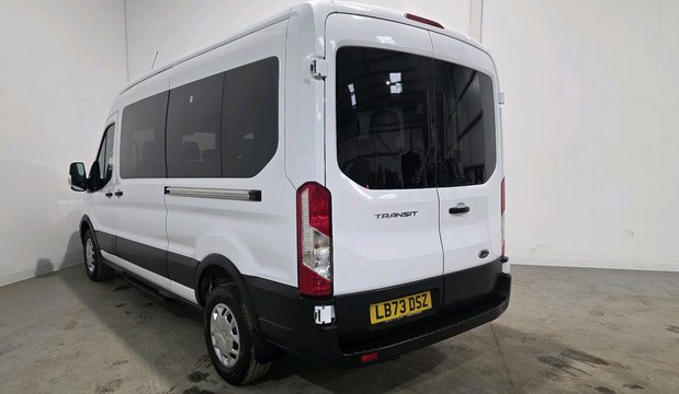 Ford Transit Transit 410 2.0L 130PS H2 14 Seater Trend 