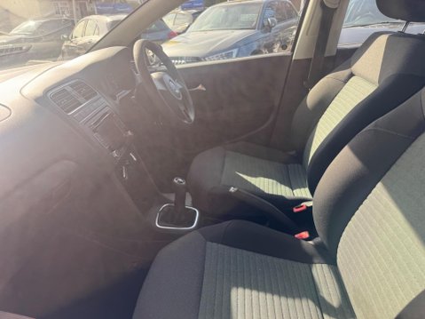 Volkswagen Polo 1.4 SE Euro 5 5dr 27