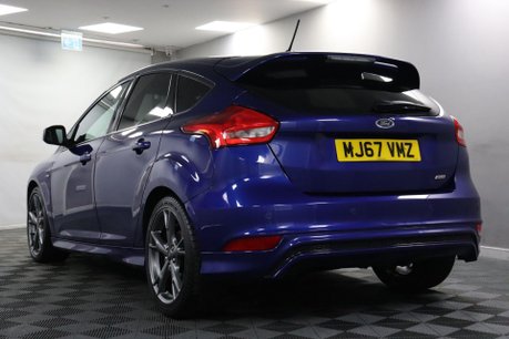 Ford Focus ST-LINE X 22
