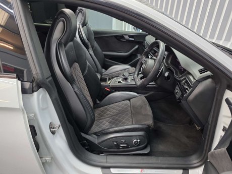 Audi RS5 2.9 TFSI V6 Sport Edition Sportback 5dr Petrol Tiptronic quattro Euro 6 (s/ 22