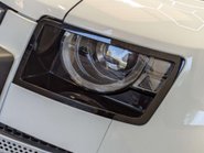 Land Rover Defender 2.0 Defender SE D Auto 4WD 5dr 29