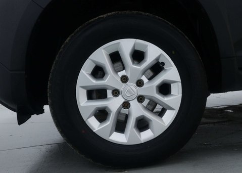 Dacia Duster 1.3 Duster Comfort TCe 4x2 Auto 5dr 16