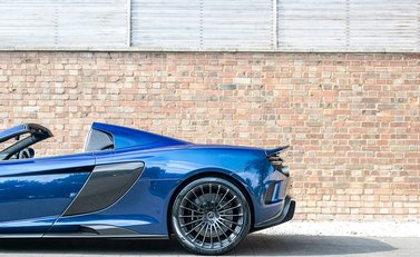 McLaren 675LT Spider MSO Carbon Series 33