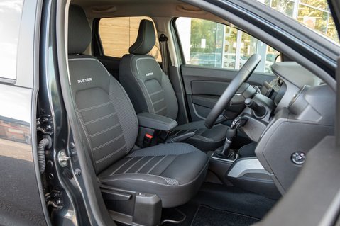 Dacia Duster JOURNEY TCE 30