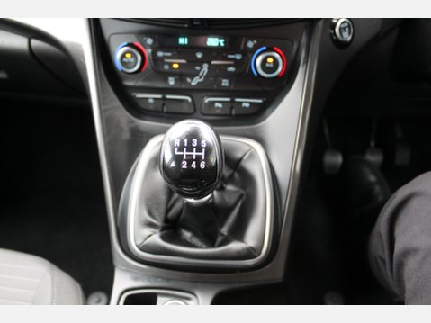 Ford C-Max TITANIUM 32