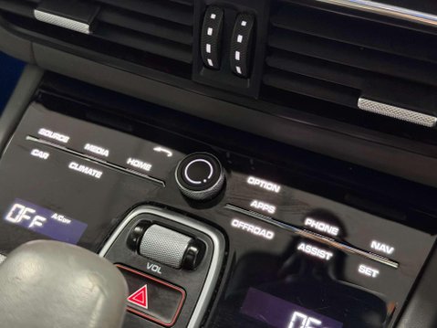 Porsche Cayenne 3.0T V6 Coupe 5dr Petrol TiptronicS 4WD Euro 6 (s/s) (340 ps) 57