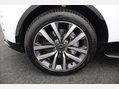 Land Rover Discovery 3.0 Discovery R-Dynamic SE D MHEV Auto 4WD 5dr 69