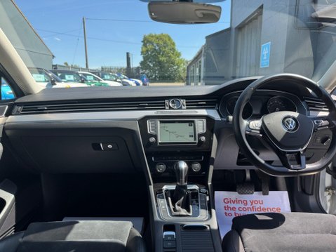 Volkswagen Passat GT TDI BLUEMOTION TECHNOLOGY DSG 23