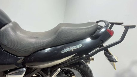 Suzuki GSX 2002 47K RUNNING PROJECT BIKE SPARES OR REPAIR 600CC COMMUTER 26