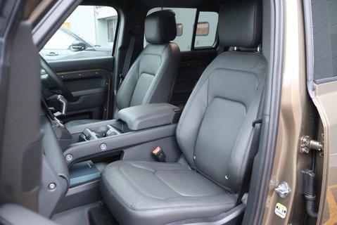 Land Rover Defender 110 2026 D350 HARD TOP X-DYNAMIC HSE STYLED BY SEEKER WITH LANDROVER REAR SEATS 16