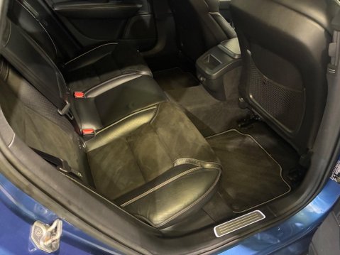 Volvo V90 2.0 D4 R-Design Auto Euro 6 (s/s) 5dr 28