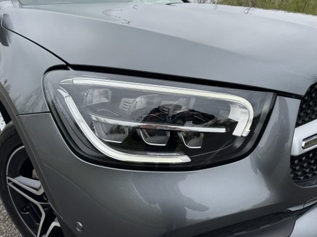 Mercedes-Benz GLC GLC 220D 4Matic AMG Line Auto Diesel SAT NAV/PARKTRONIC/SIDE STEPS 33