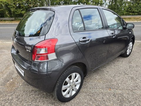 Toyota Yaris T SPIRIT MM VVT-I 5