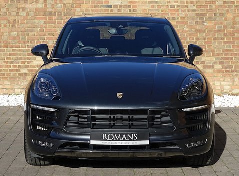 Porsche Macan GTS 2