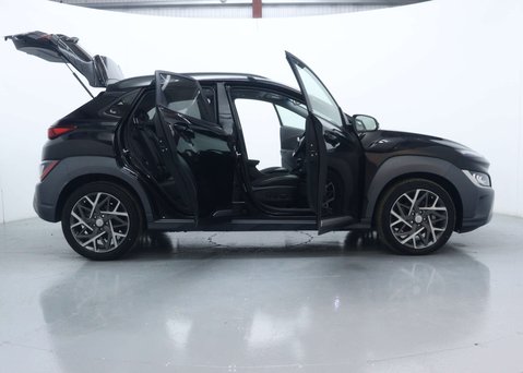 Hyundai KONA 1.6 h-GDi Ultimate SUV 5dr Petrol Hybrid DCT Euro 6 (s/s) (141 ps) 60