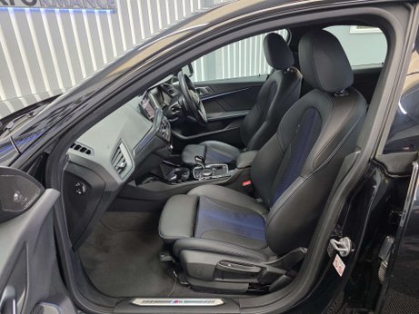 BMW 2 Series 2.0 220d M Sport Saloon 4dr Diesel Auto Euro 6 (s/s) (190 ps) 17