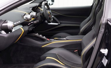 Ferrari 812 Superfast 15