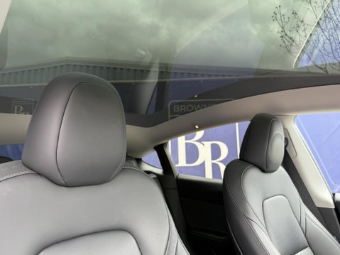 Tesla Model Y (Dual Motor) Long Range SUV 5dr Electric Auto 4WDE (384 bhp) 46
