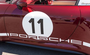 Porsche 911 (992) Targa 4S Heritage Design Edition 31