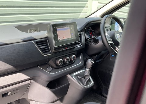 Nissan Primastar DCI TEKNA L1H1 CRC 15