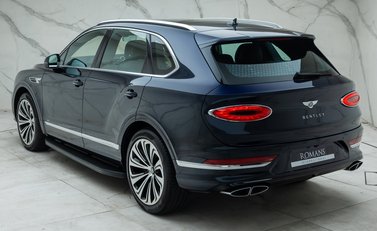 Bentley Bentayga V8 First Edition 12