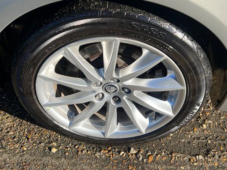 Jaguar XF D PREMIUM LUXURY 18