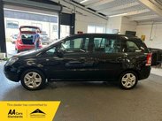 Vauxhall Zafira 1.6 16V Exclusiv Euro 5 5dr 4