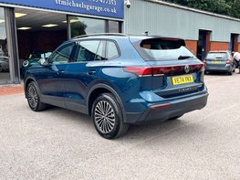 Volkswagen Tiguan 1.5 Tiguan Life TSi PHEV Semi-Auto 5dr 9