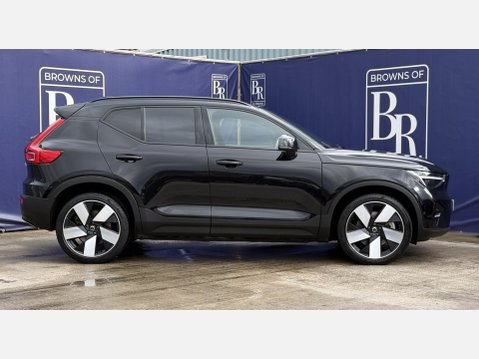 Volvo XC40 Recharge 69kWh Ultimate SUV 5dr Electric Auto (231 ps) 3