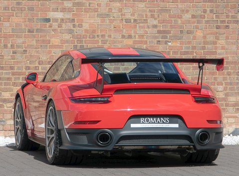 Porsche 911 (991) GT2 RS 3