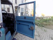 Land Rover 88 Series 111 Petrol + 7 Seats 30