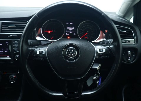 Volkswagen Golf 2.0 TDI BlueMotion Tech GT Hatchback 5dr Diesel Manual Euro 5 (s/s) (150 ps 17