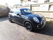 Mini Hatch 1.5 COOPER D 5 Dr 2