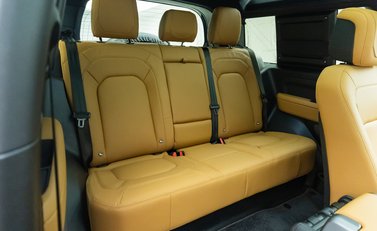 Land Rover Defender 90 V8 P525 13