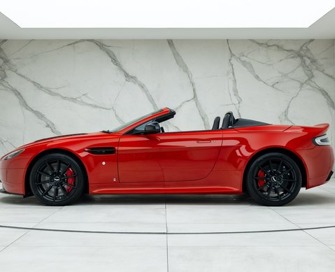 Aston Martin V12 Vantage S Roadster