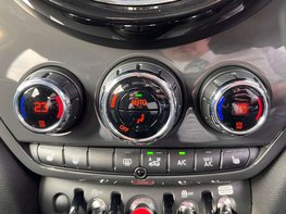 Mini Countryman 1.5 Countryman Cooper Classic Auto 5dr 57