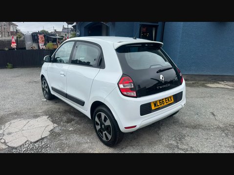 Renault Twingo PLAY SCE 4