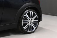 Mini Hatch 2.0 Cooper S Exclusive Auto 3dr 32