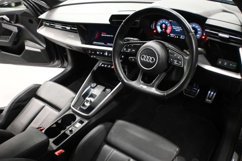 Audi A3 1.5 A3 Sportback 35 TFSI MHEV S Line Semi-Auto 5dr 30
