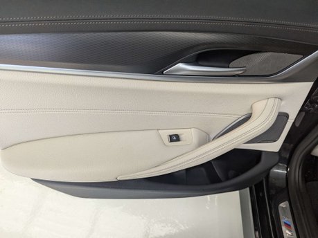 BMW 5 Series 2.0 530e M Sport Auto 4dr 44