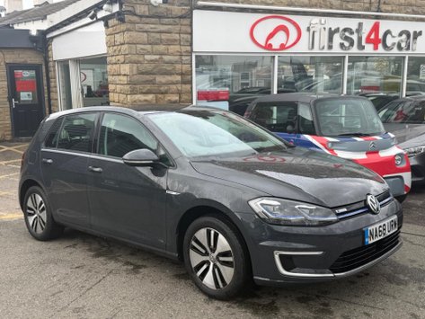 Volkswagen Golf E-GOLF