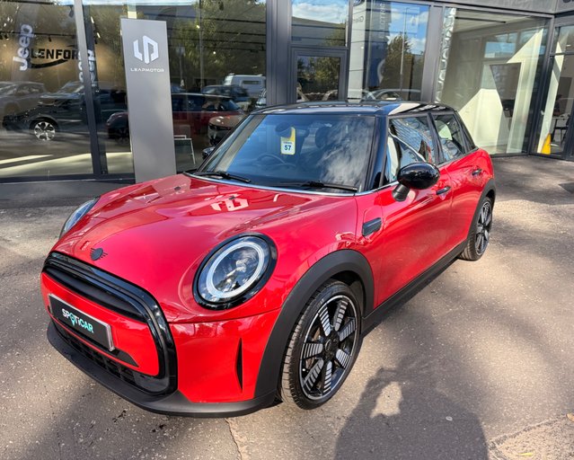 Mini Hatch COOPER EXCLUSIVE